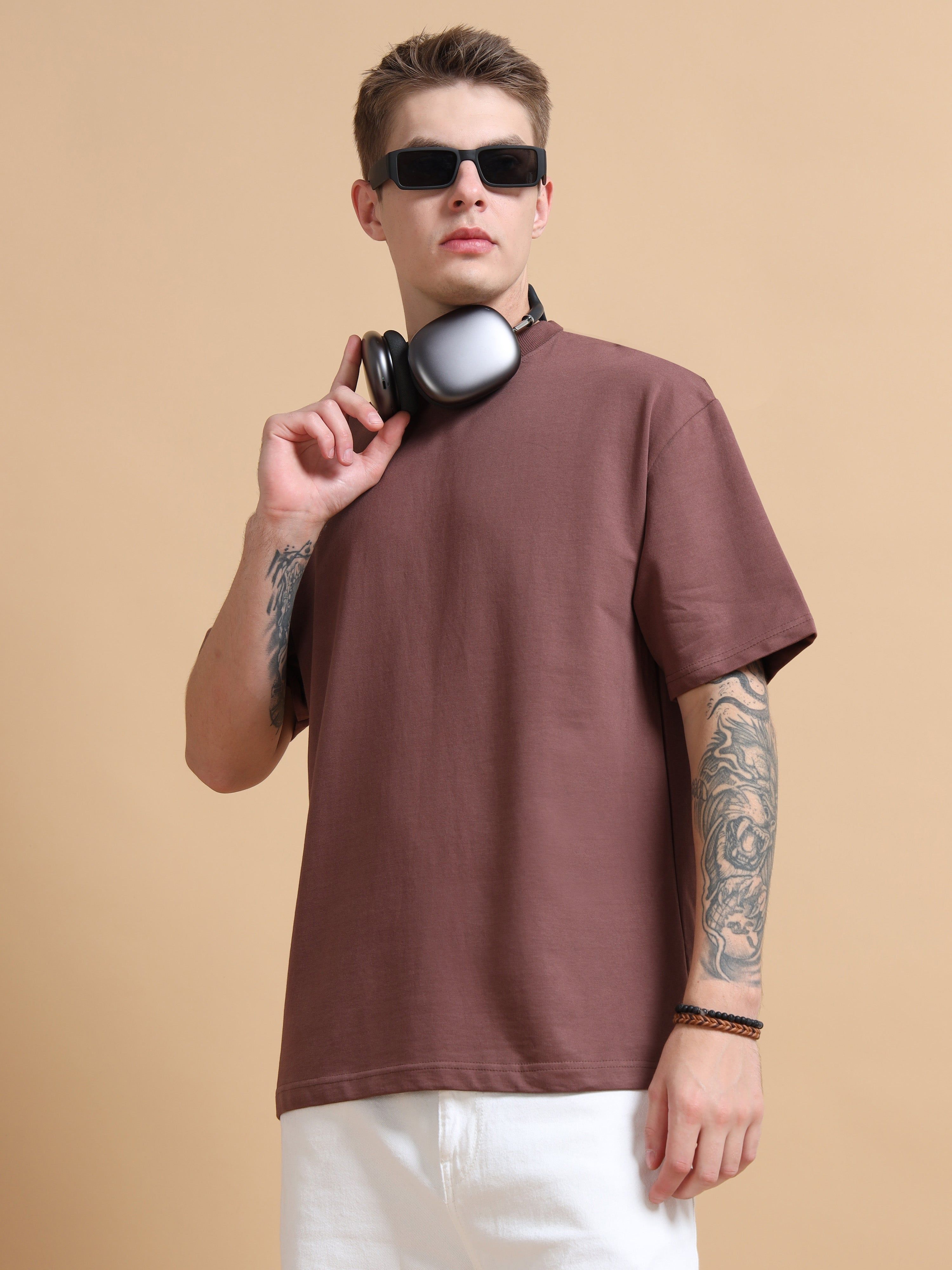 Relaxed Fit - Brown