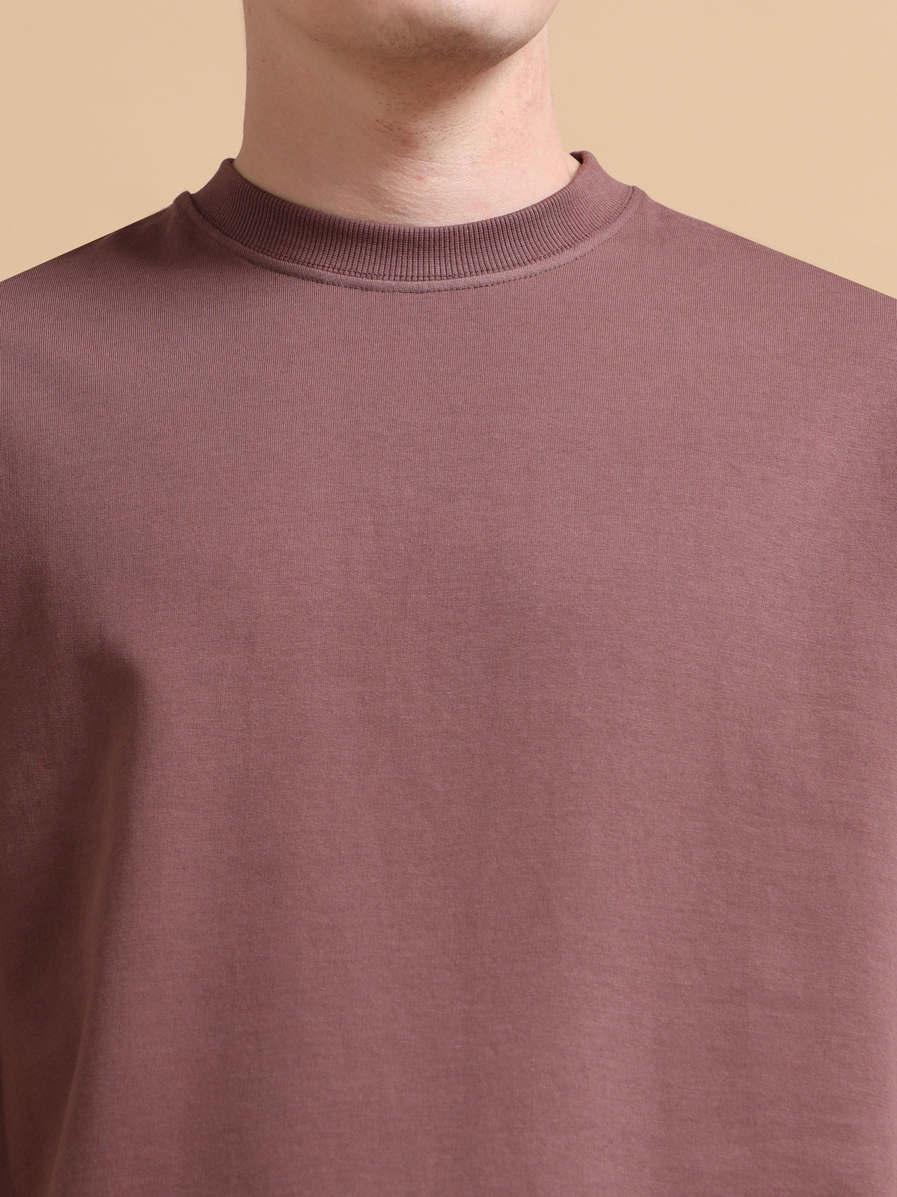 Relaxed Fit - Brown